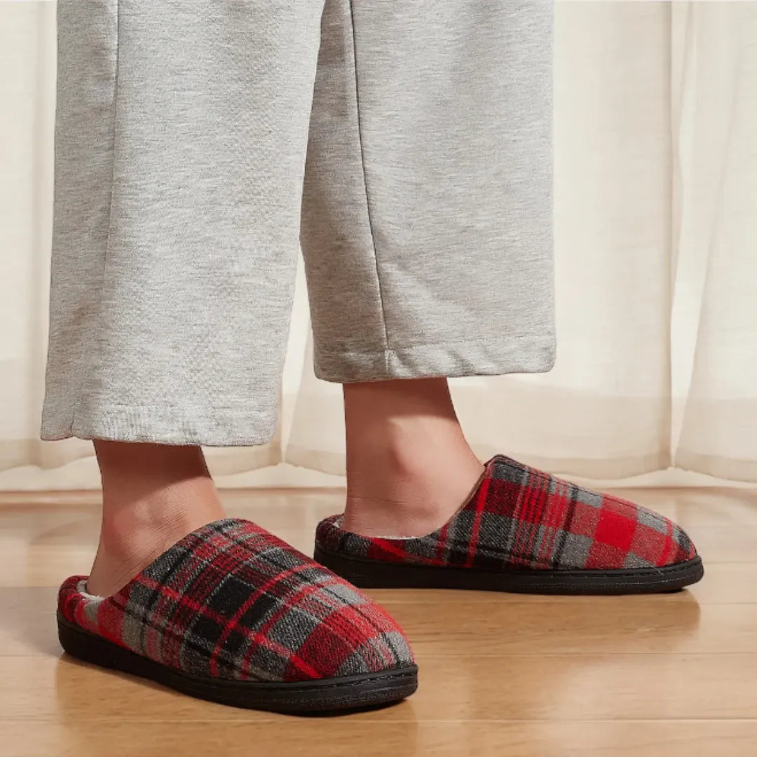 Pantufa de Inverno Peluciada Xadrez VERMELHO | Basicalle Comfort - Alleganza
