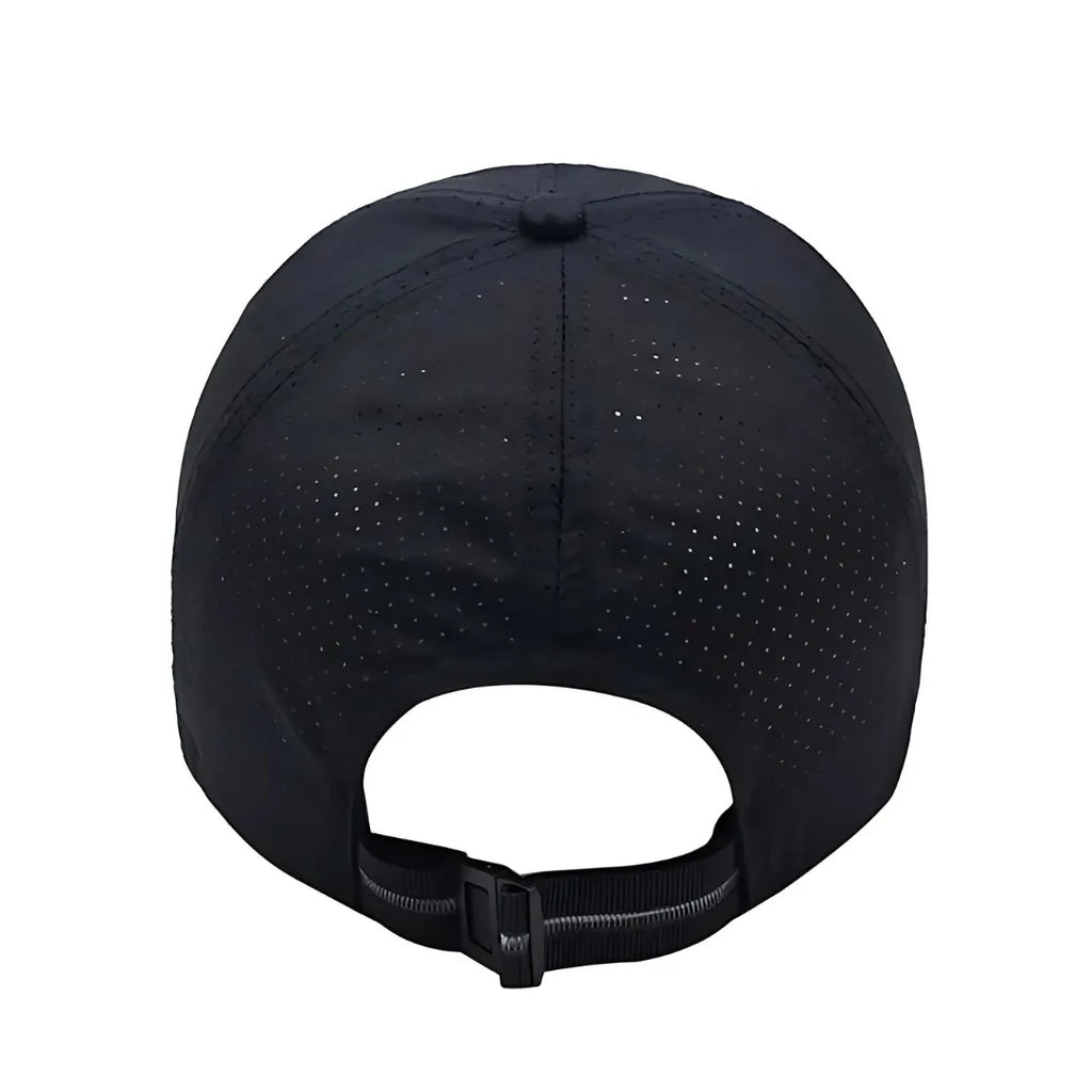 Boné Esportivo Dry Fit com Proteção Solar | Casualle Sport III em vista traseira