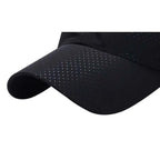 Boné Esportivo Dry Fit com Proteção Solar | Casualle Sport III, detalhe da aba curva flexível e material respirável