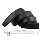 Vista lateral do cinto social preto