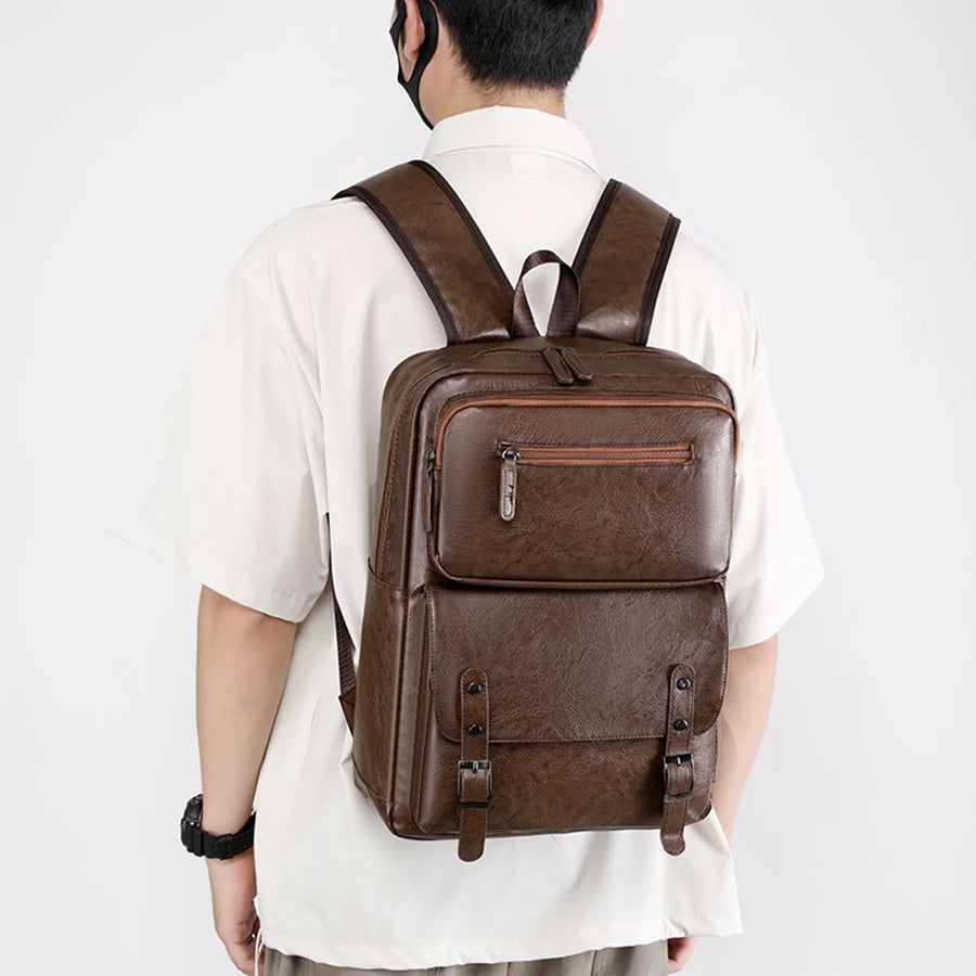 Mochila Executiva de Couro Premium com Aba | Allegante Urban Pro