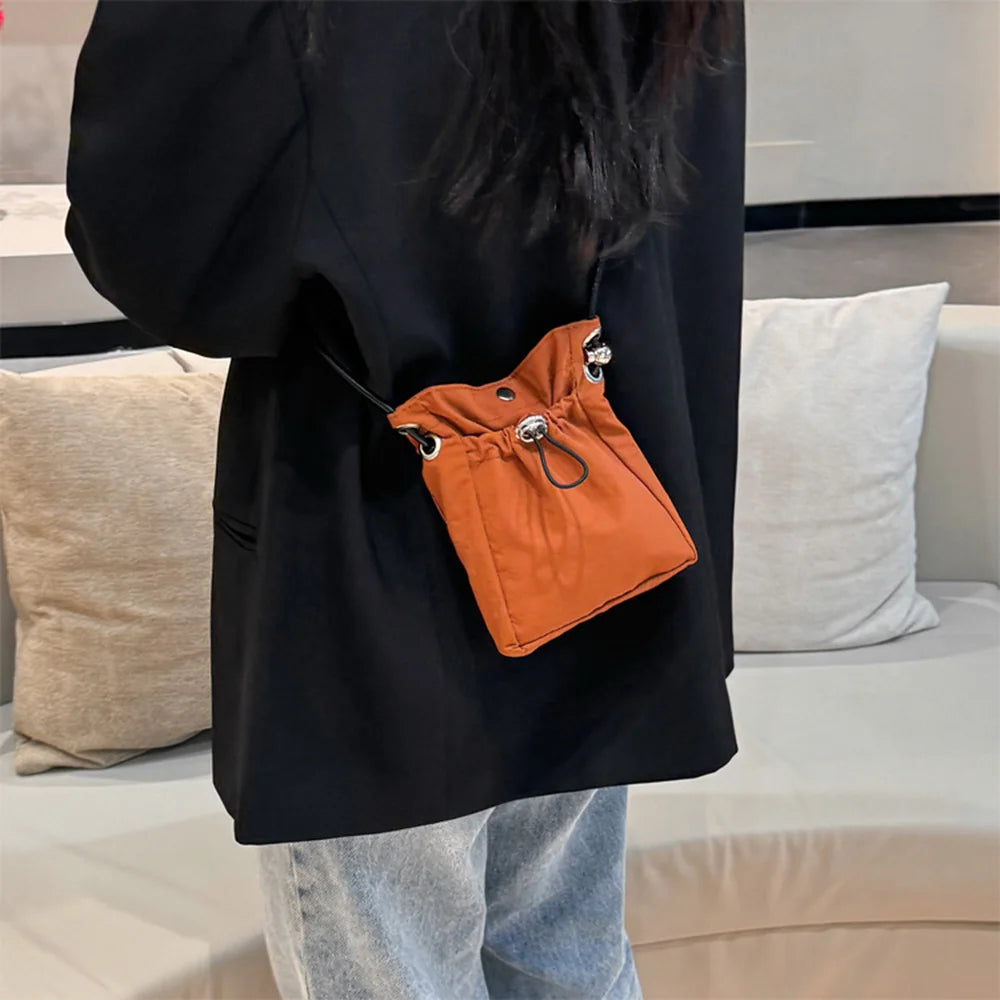 Bolsa Bag Transversal Crossbody Tiracolo em Nylon | Mini Femme