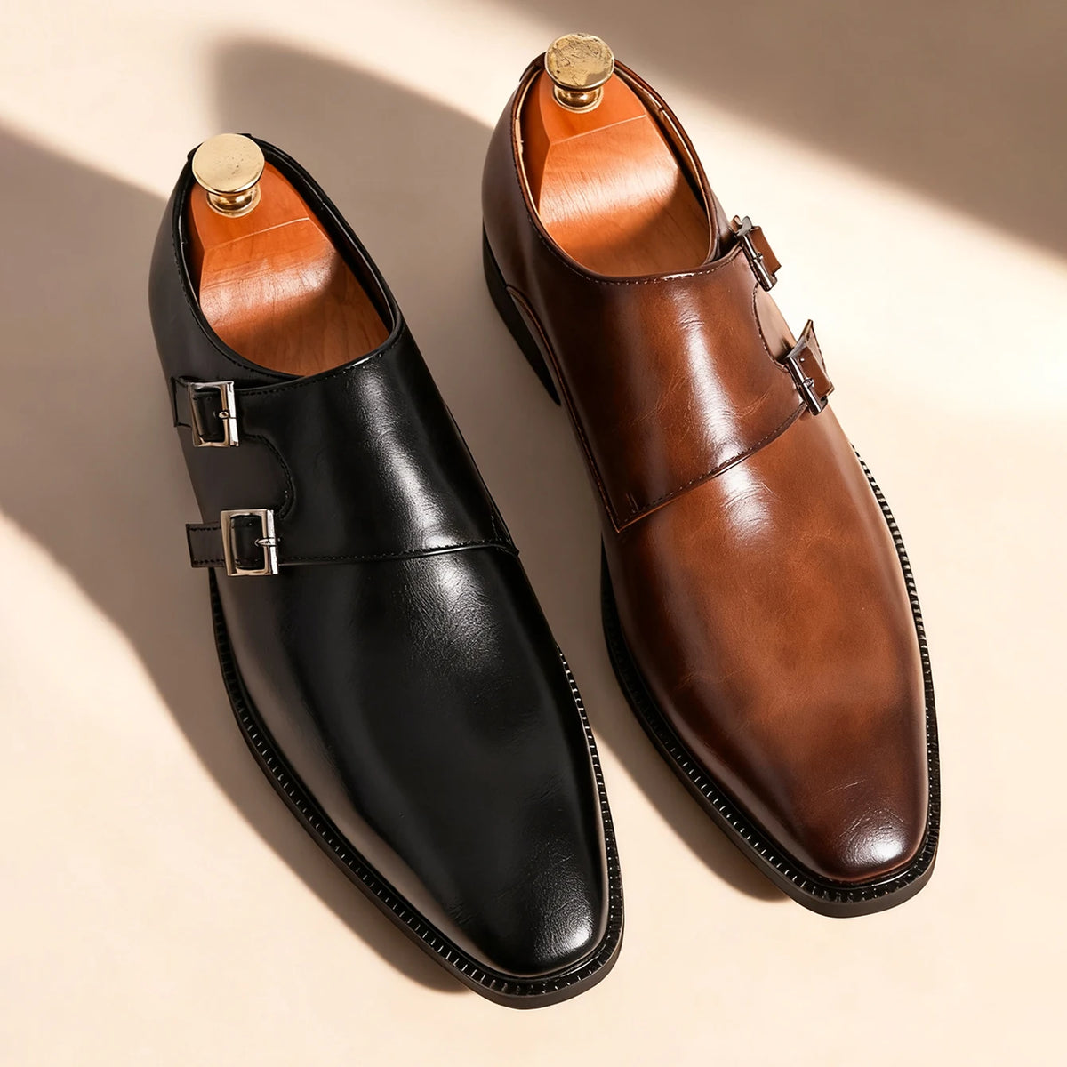 Sapato Social Masculino Monk com Fivela em Couro PU Allegante Monaco