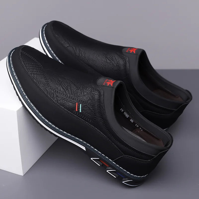 Par de mocassins Allegante Gentleman preto sobre bloco