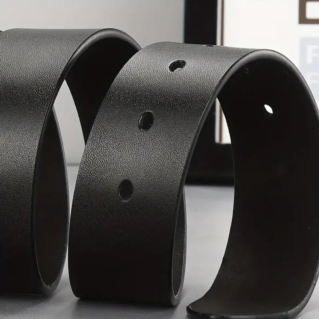 Cinto Masculino de Couro Legítimo Allegante Plus II na cor preto, enrolado