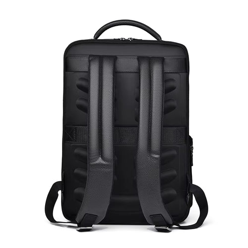 Costas da mochila Allegante Leather com alças acolchoadas em mesh